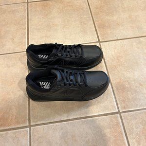 New Balance 928 Walker women's Black 9.5M